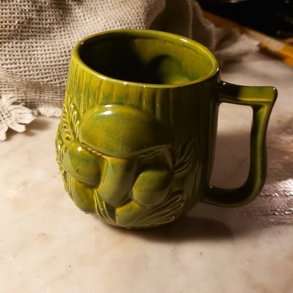 Vintage Green Mushroom Fern textured Mug 1974 Ayners - Picture 2 of 5